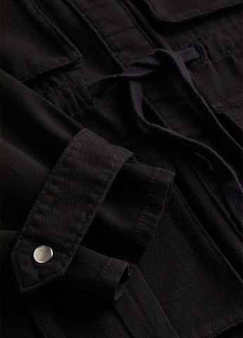 Чорна демісезонна куртка джинсова весняно-осіння H&M