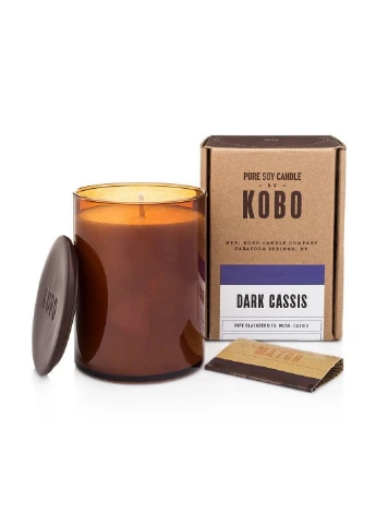 Ароматическая свеча с ароматом пачули и сандала Dark Cassis 425 г KOBO (227515337)