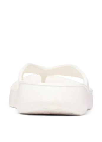 Белые кэжуал, пляжные вьетнамки Columbia