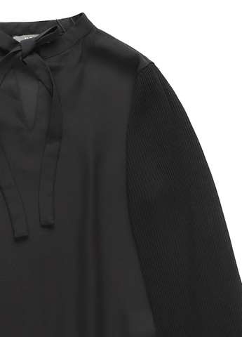 Чёрная блуза Kiomi