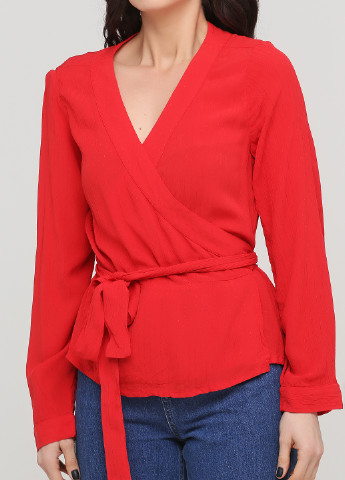 Червона демісезонна блуза на запах Monki