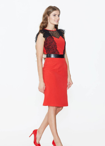 Красное деловое платье Nenka