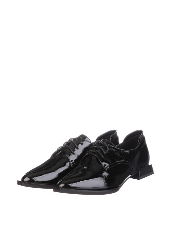 Черные женские кэжуал туфли лаковые на низком каблуке - фото