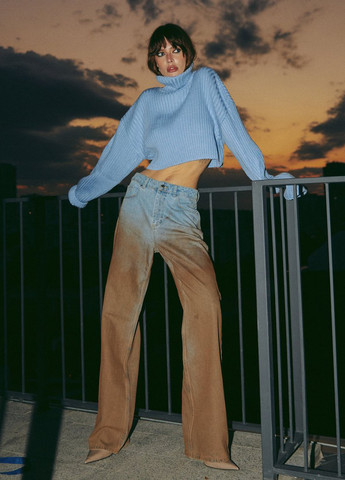 Блакитний демісезонний светр Gepur