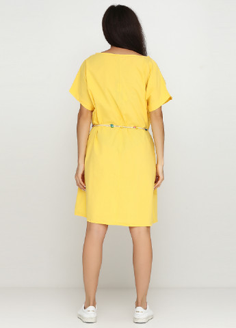 Жовтий кежуал сукня сукня-футболка Made in Italy з написами