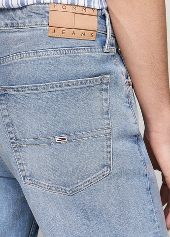Голубые демисезонные зауженные джинсы Tommy Jeans