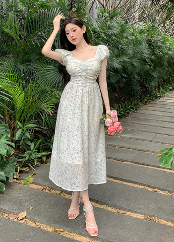 Белое кэжуал платье SHEIN с цветочным принтом