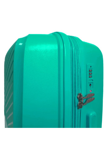 Чемодан пластиковый средний AIRTEX 280 (242540443)