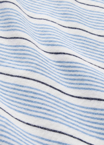 Блакитна футболка Gap