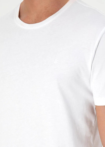 Біла футболка Pierre Cardin