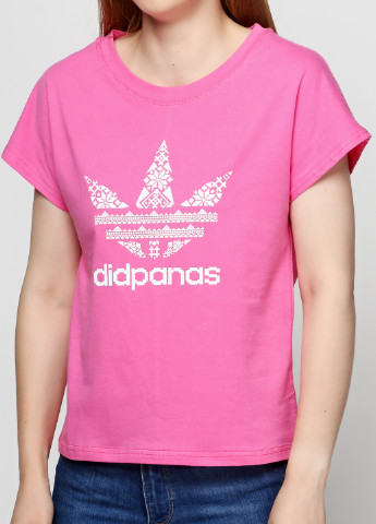 Розовая летняя футболка Manatki