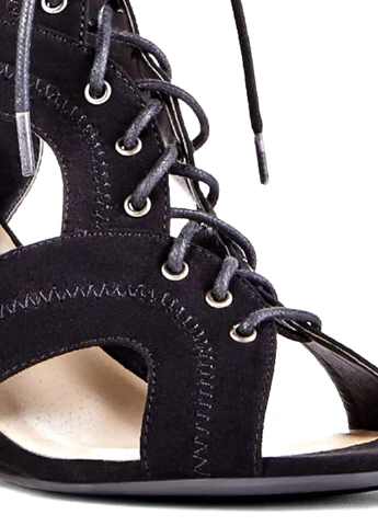 Черные босоножки JustFab на шнурках