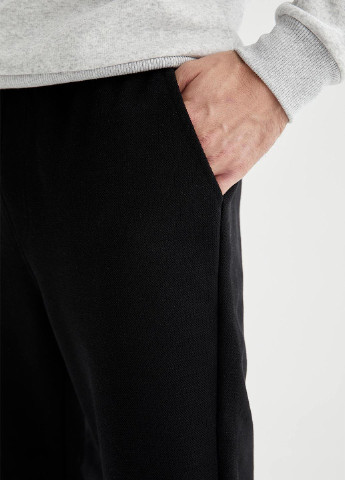 Черные спортивные демисезонные джоггеры брюки DeFacto