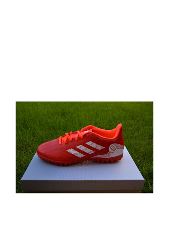 Красные сороконожки adidas