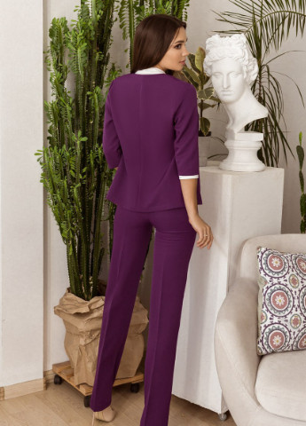Женский стильный брючный костюм из костюмной ткани средней плотности размер норма фиолетового цвета р.44/46 378350 New Trend (255196560)