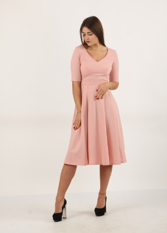 Светло-розовое вечернее платье Enna Levoni однотонное