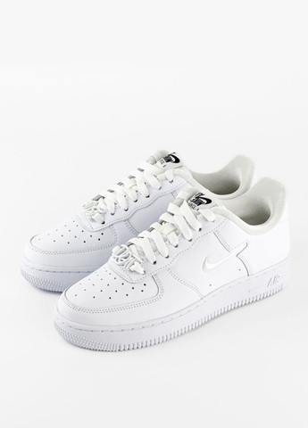 Кросівки FB8251-100 Nike WMNS AIR FORCE 1 07 SE білі демісезони (301645275)