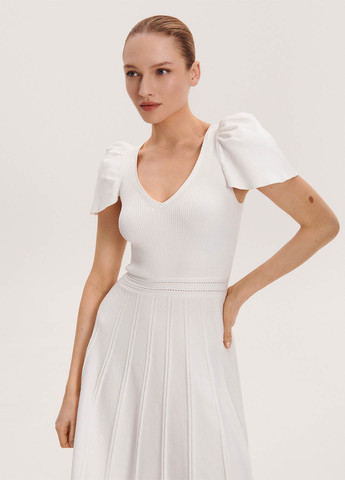 Белое кэжуал платье клеш Reserved однотонное