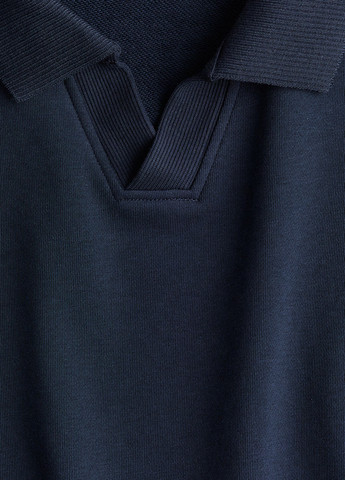 Темно-синяя детская футболка-поло для мальчика H&M однотонная