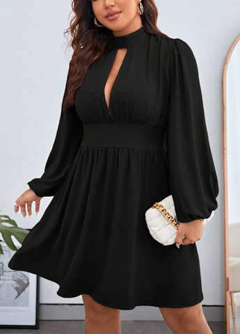 Чорна кежуал сукня кльош SHEIN однотонна