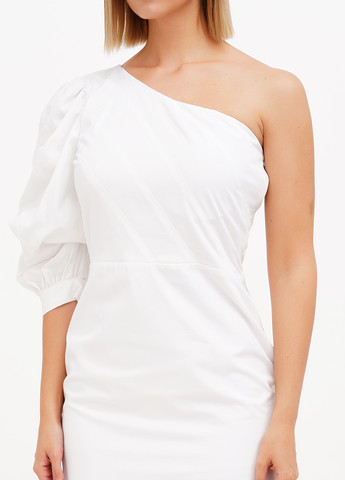 Білий кежуал сукня на одне плече Sassofono Club однотонна