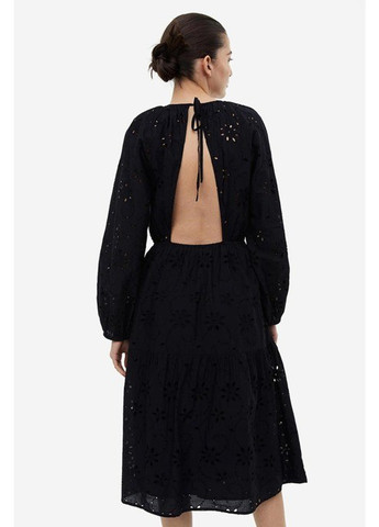 Черное кэжуал платье H&M однотонное