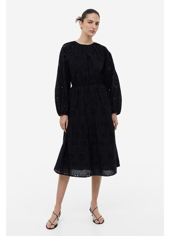 Черное кэжуал платье H&M однотонное