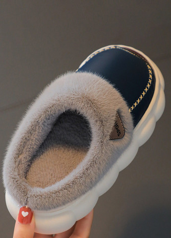 Темно-синие тапочки SHEIN