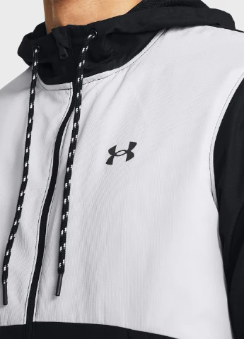 Черная демисезонная ветровка Under Armour