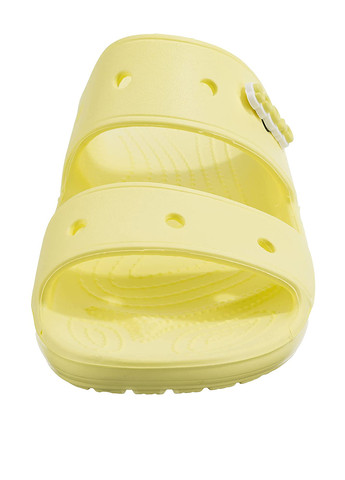 Желтые пляжные шлепанцы Crocs