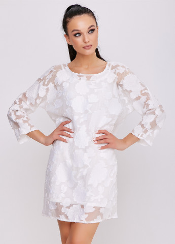Белое кэжуал платье ST-Seventeen фактурное