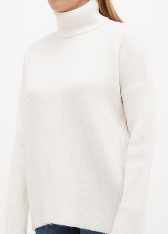 Молочный демисезонный свитер La Pomme