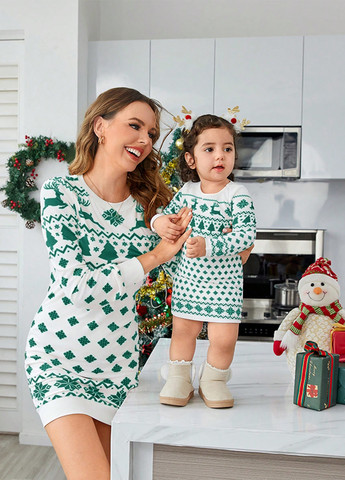 Білий кежуал сукня сукня светр SHEIN з новорічним принтом