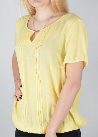 Желтая летняя блуза S.Oliver