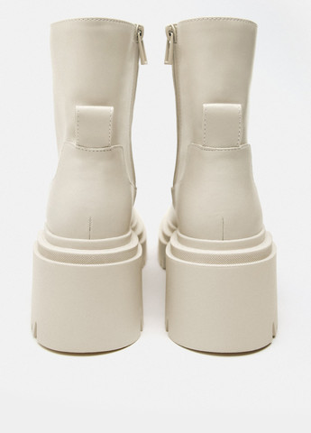 Осенние ботинки челси Zara с белой подошвой из искусственной кожи
