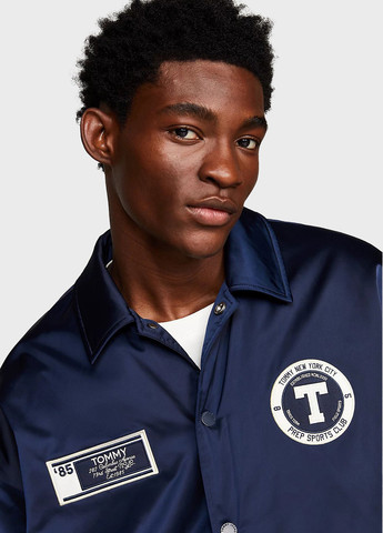 Синя демісезонна вітровка Tommy Jeans
