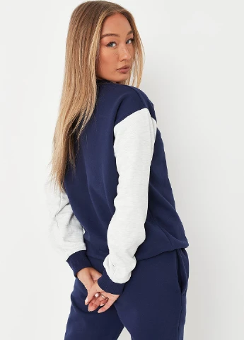 Синий свитшот Missguided надпись без декора (261407703)