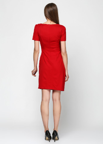 Красное кэжуал платье Uttam Boutique однотонное
