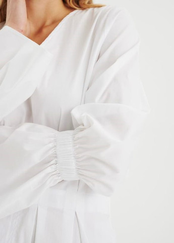 Белая блуза In Wear