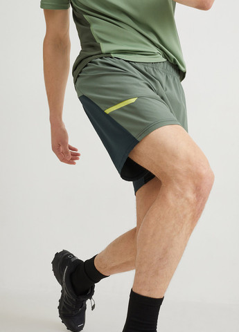 Шорты C&A (322984237)