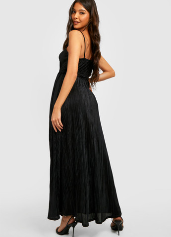 Черное кэжуал платье на запах Boohoo однотонное