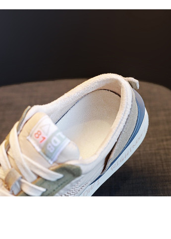 Хакі осінні кросівки жіночі chunky sneakers star Berni Fashion 57613