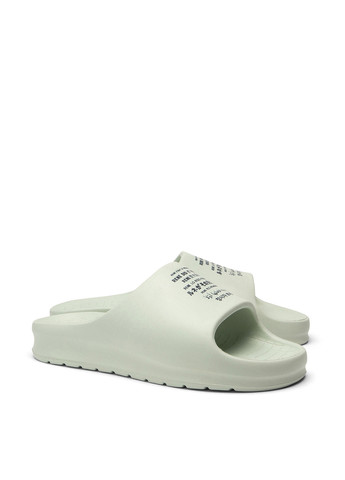 Зеленые повседневные шлепанцы Lacoste