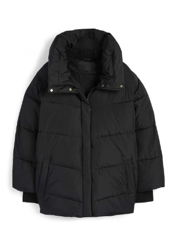 Черная демисезонная куртка C&A