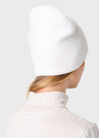 Тепла зимова жіноча кашемірова шапка без підкладки 500102 DeMari Маракуйя біні однотонна молочна кежуал кашемір