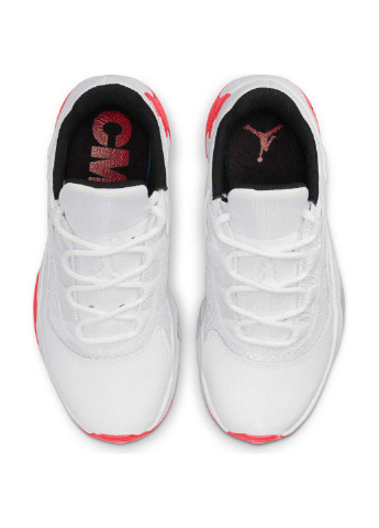 Білі осінні кросівки Jordan
