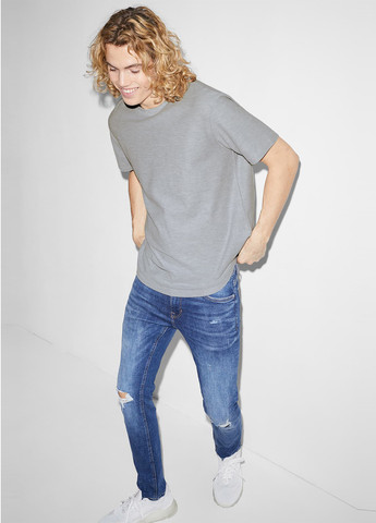 Светло-серая футболка C&A