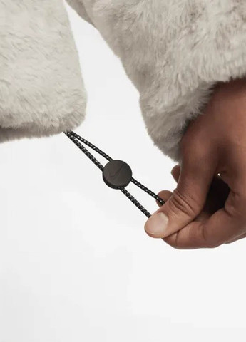 Світло-бежева зимня куртка Nike