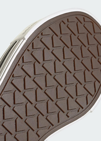 Коричневые кеды adidas