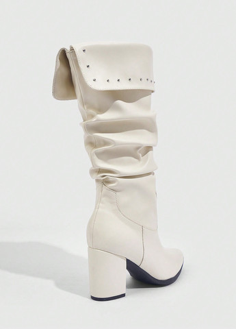 Осенние сапоги SHEIN с заклепками